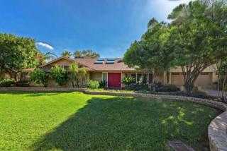 115 El Caminito Dr, Phoenix AZ  85020-3503 exterior