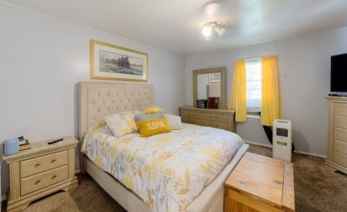 25 Merrick St, Worcester MA 01609-1837 exterior