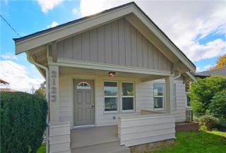 2123 7 St, Bremerton WA  98312-3932 exterior