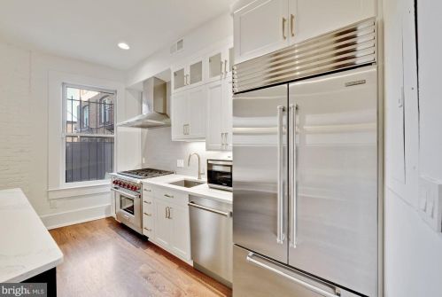 1732 18th St, Washington DC 20009-6110 exterior