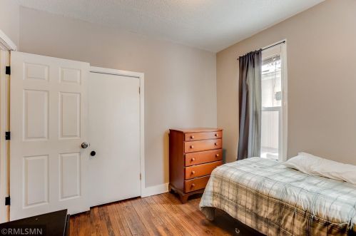 732 Geranium Ave, Saint Paul MN 55106-2523 exterior