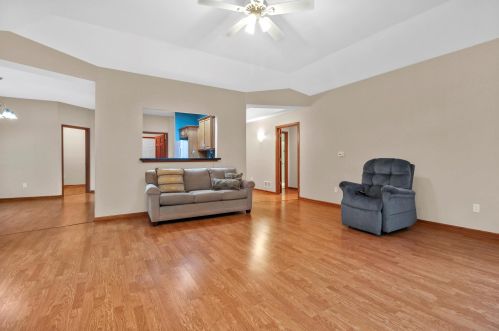 5353 Butterfield Way, Milwaukee WI  53221-3249 exterior