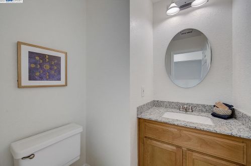 1036 Pinehurst Ct, Concord CA 94521-4532 exterior