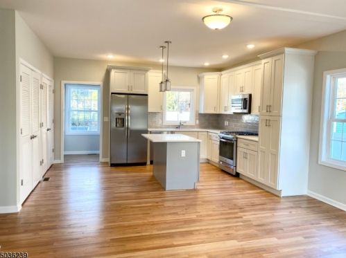 909 Westfield Ave, Rahway, NJ 07065-2029