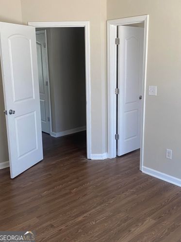 2837 Laurel Rdg Cir, Atlanta GA 30344-8019 exterior