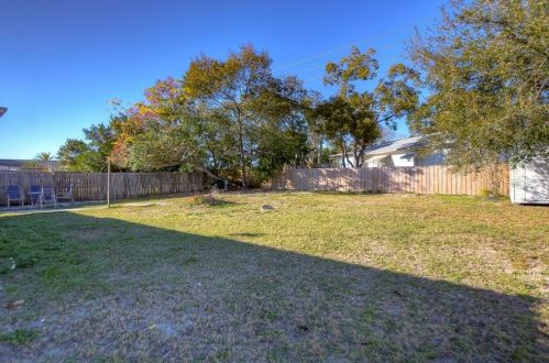 8005 Jasmine Blvd, Port Richey, FL 34668-3225