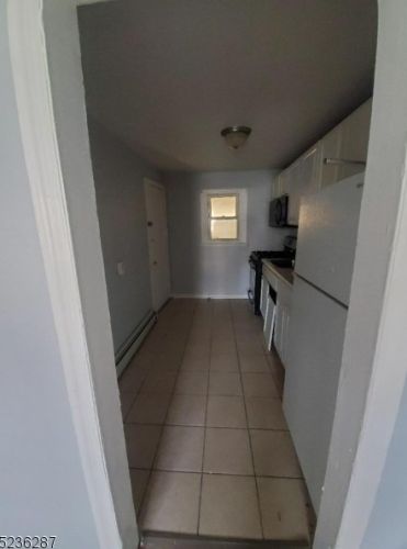 253 Grand Ave, Camden NJ 08105-2151 exterior