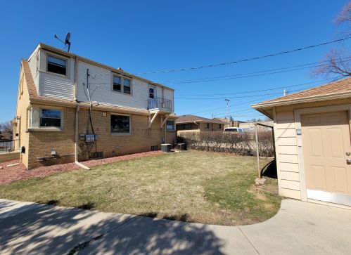 1434 97, Milwaukee WI 53214-4132 exterior