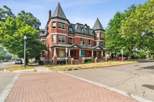 101 Dutton St, Kalamazoo MI 49007-5175 exterior