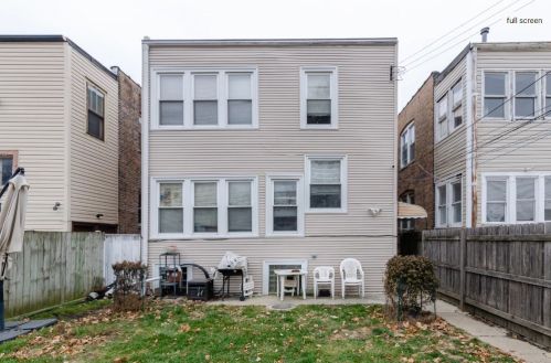 7253 Richmond St, Chicago, IL 60629-3012