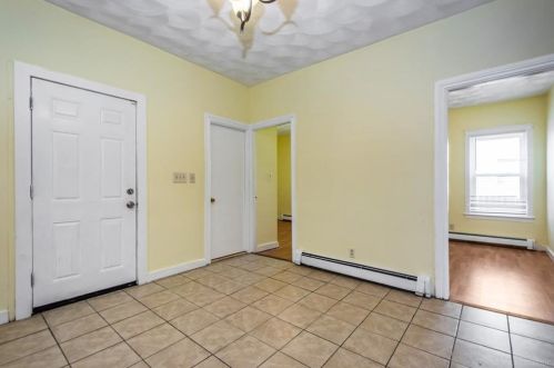 460 Chalkstone Ave, Providence RI 02909-4918 exterior