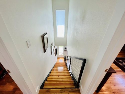 2911 4th St, Austin TX 78702-4809 exterior