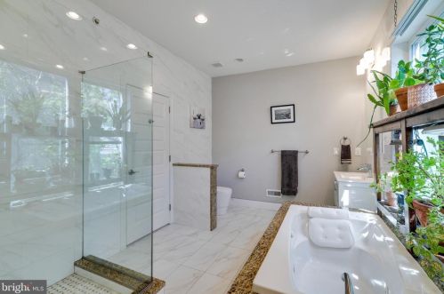 1503 19 St, Philadelphia PA 19145-1440 exterior