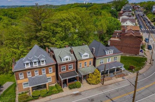 426 Marshall Ave, Pittsburgh PA 15214-3022 exterior