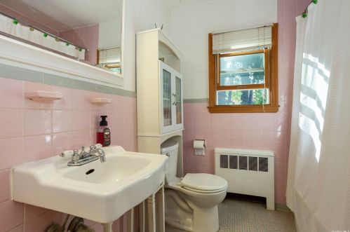 64 Deepdale Dr, Huntington Station NY exterior