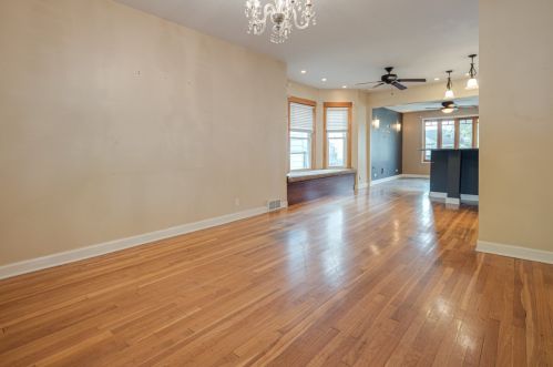 5007 Berteau Ave, Chicago IL 60641-1339 exterior