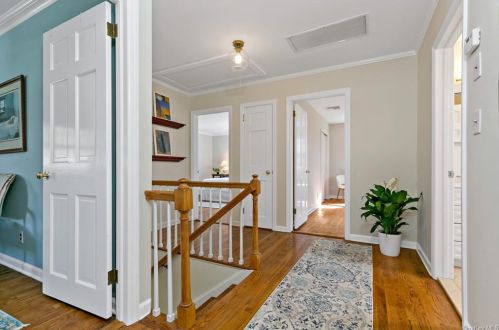 38 Orchard Rd, Briarcliff NY 10510-1020 exterior