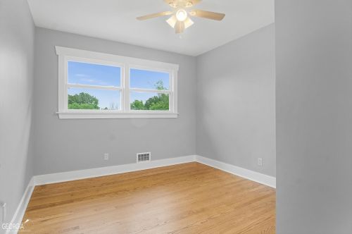 1784 Cherry Vly Cir, Atlanta GA 30316-4825 exterior