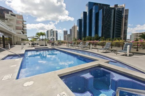 725 Kapiolani Blvd, Honolulu HI 96813-5247 exterior