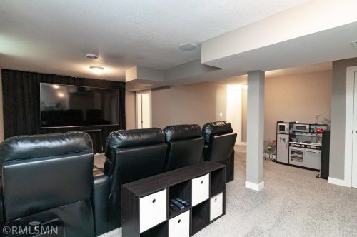 1329 Hartford Ave, Saint Paul MN 55116-1648 exterior