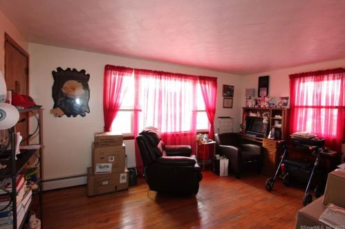 89 Collins St, New Britain CT  06051-3607 exterior