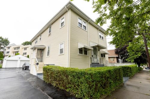 40 Chubbuck St, Quincy, MA 02169-8706
