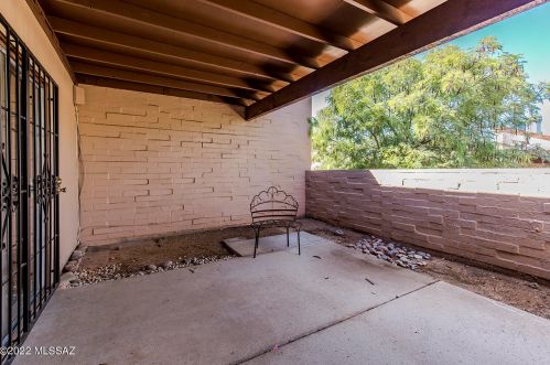 4231 Presidio Rd, Tucson AZ  85712-1044 exterior