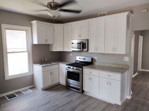 39 108th Pl, Chicago, IL 60628-3403