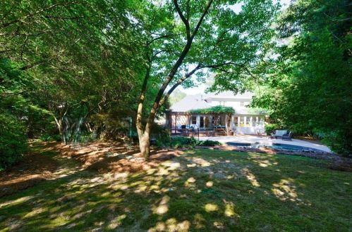 305 Drummen Ct, Atlanta GA 30328-2658 exterior