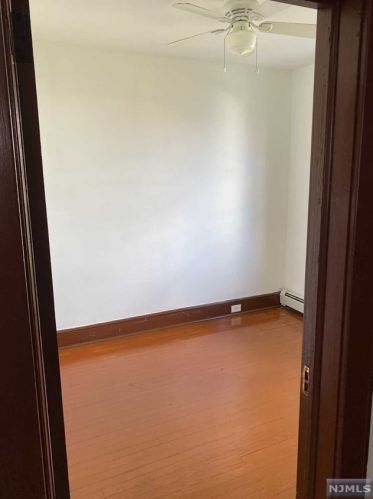 112 Summit Ave, Outwater NJ 07026-2813 exterior