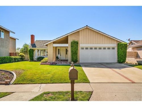942 Buttonwood Dr, Brea, CA 92821-3614