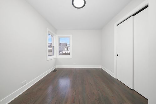 7521 Olcott Ave, Chicago IL  60631-4371 exterior