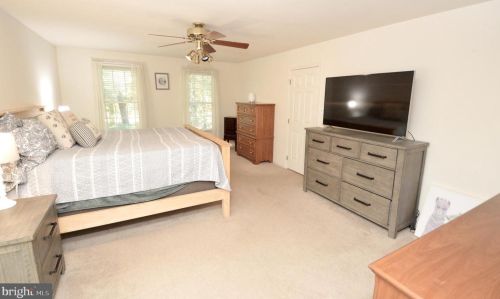 1 Bradford Dr, Southampton NJ  08088-8678 exterior