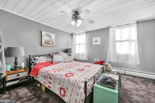 594 Valley Rd, Primrose PA  17901-8852 exterior