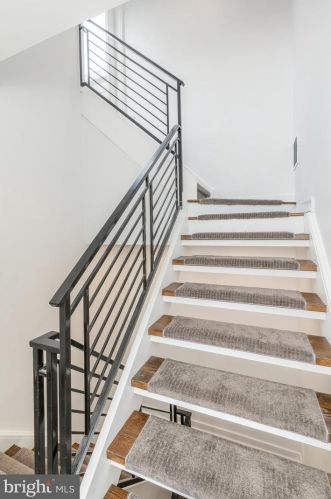 1803 Catharine St, Philadelphia PA  19146-1837 exterior