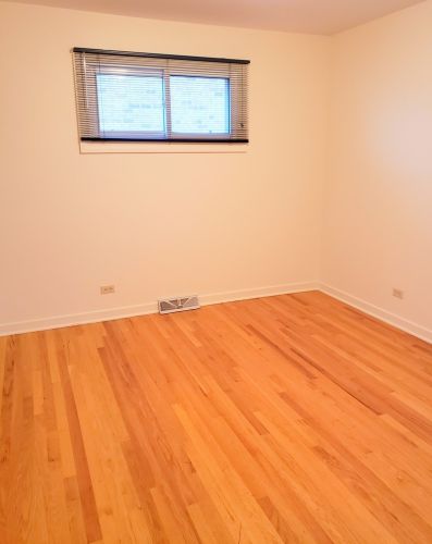 372 Fremont Ave, Elmhurst IL 60126-2253 exterior