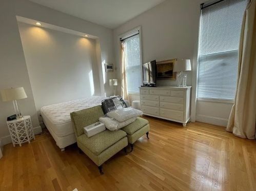 110 Marlborough St, Boston MA 02116 exterior