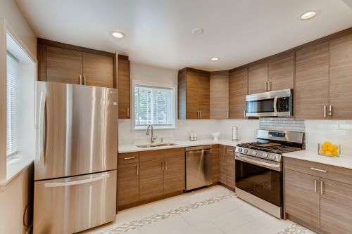 7656 Bosworth Ave, Chicago IL  60626-1217 exterior