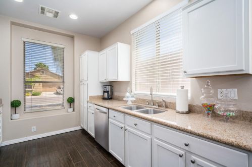 350 Nash Way, Chandler AZ  85225-4178 exterior