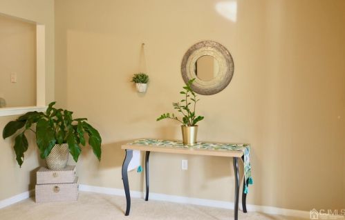 50 Forest Dr, Piscataway NJ  08854-2280 exterior