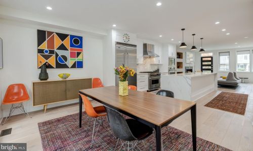 1818 37th St, Washington DC  20007-2238 exterior