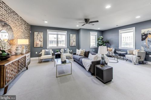 611 Bluemont Ave, Alexandria, VA 22301