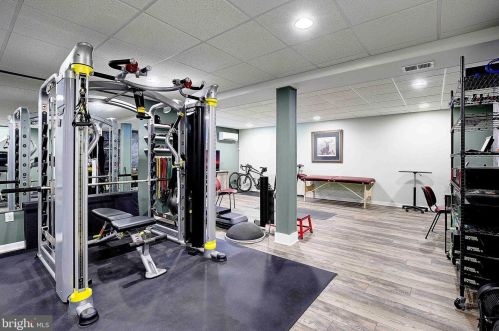 60 Radcliffe Dr, Huntingtown MD 20639-8701 exterior