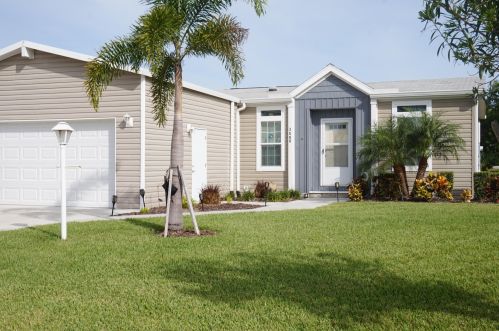 3600 Red Tailed Hawk Dr, Fort Pierce FL 34952-3023 exterior