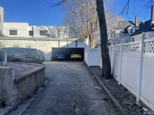 181 Graham Ave, Paterson NJ  07508-2422 exterior