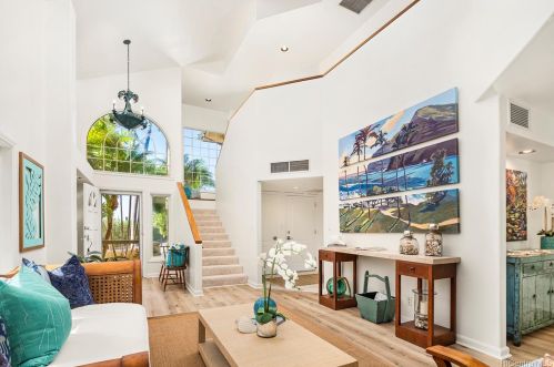 4108 Keanu St, Honolulu, HI 96816-5519