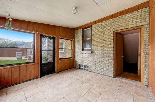 300 80, Milwaukee WI 53214-4548 exterior