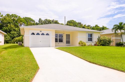 5716 Travelers Way, Fort Pierce, FL 34982-4051