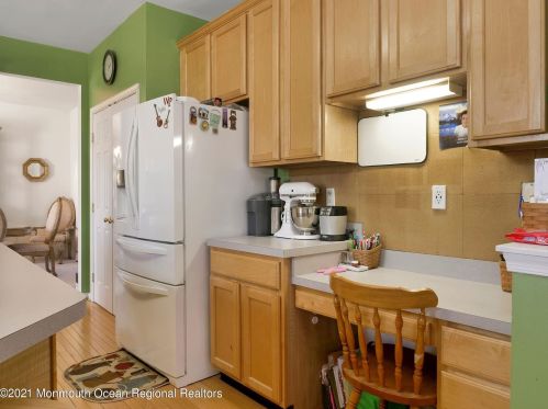 39 Timberline Rd, Berkeley Township NJ 08721-2108 exterior