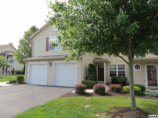 141 Cardinal Ln, Hummelstown, PA 17036-8755